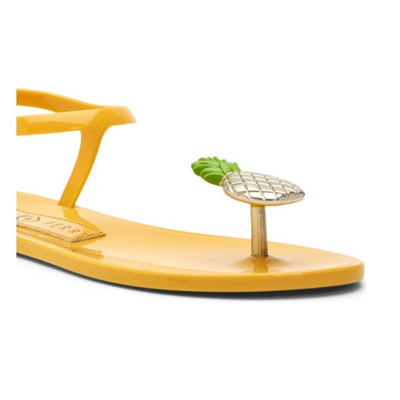 Katy Perry Metallic Pineapple Geli Sandals - Picture 2 of 2